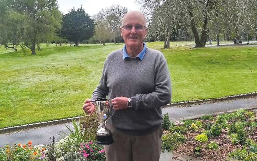 Old Collegian Don Maginness (1960) was a winner of the Old Collegians Trophy