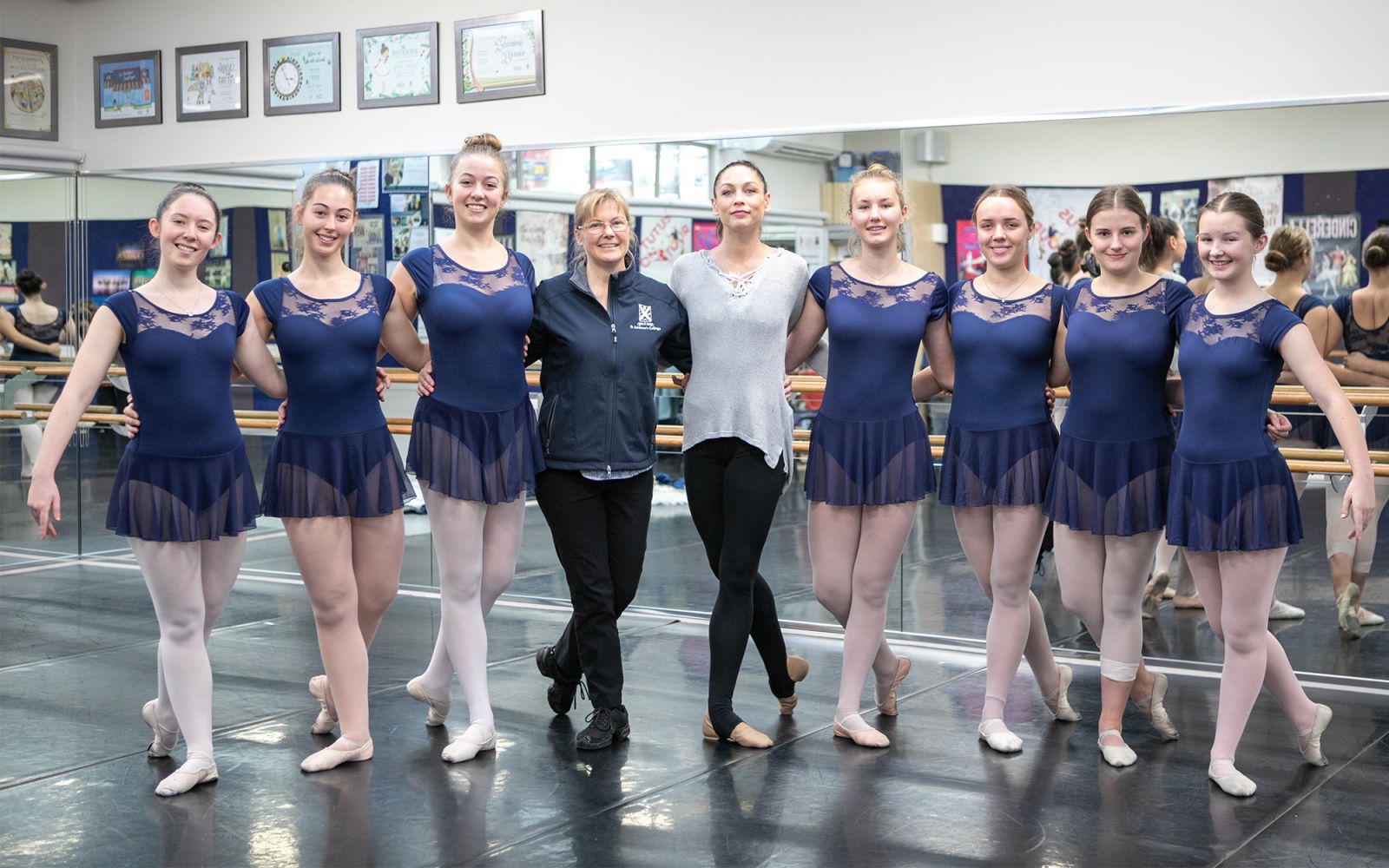 Dr Carolyn Cairns with students during a Royal New Zealand Ballet class