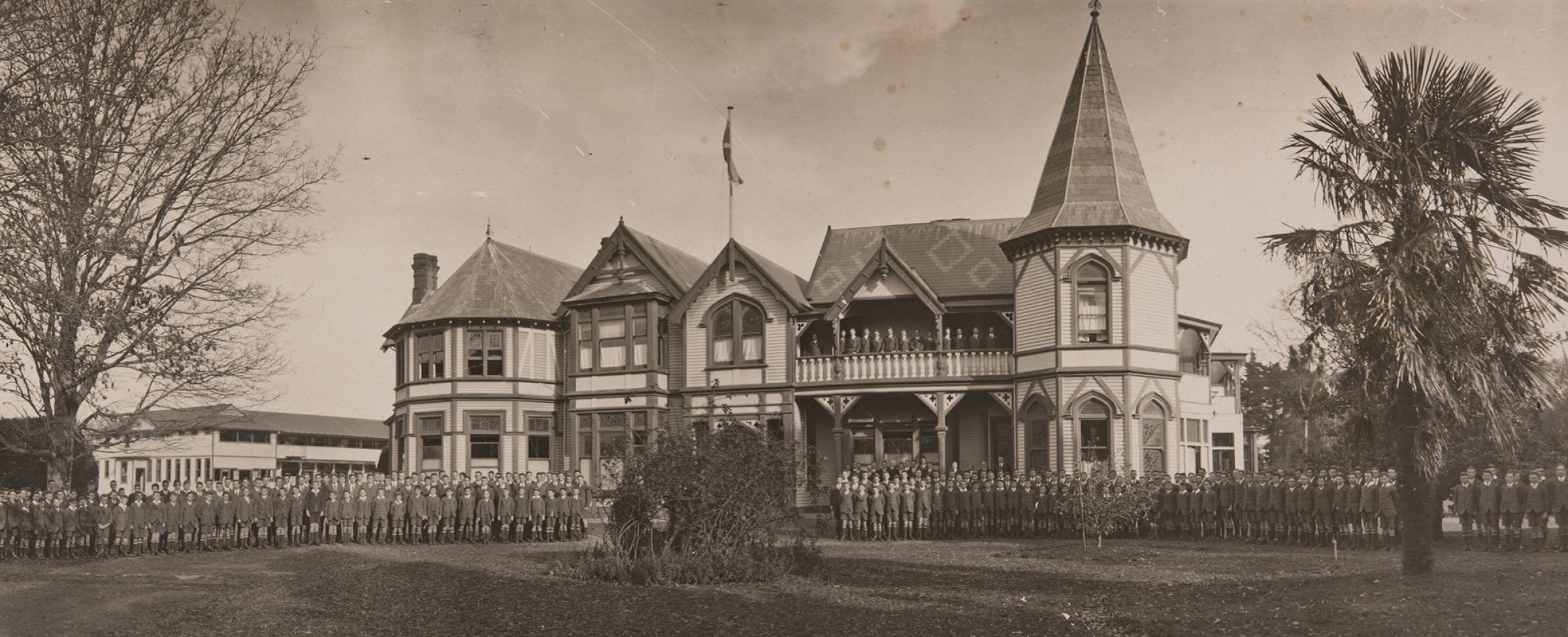 Early 1900s photo of Strowan House.